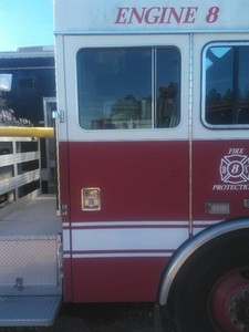 For 1995 KME KOVATCH FIRE/RESCUE REAR DOOR ASSEMBLY Right 3880567