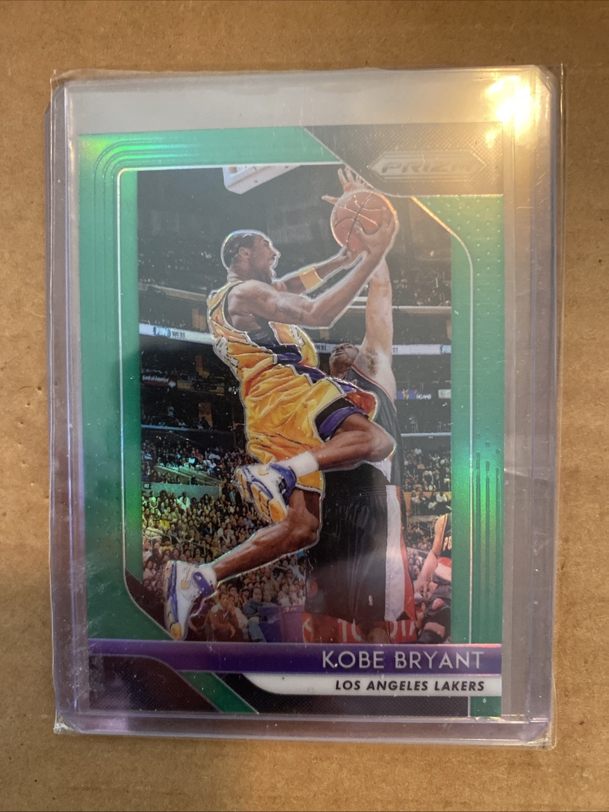 2018-19 Panini Prizm - KOBE Bryant #15 Green Prizm🔥
