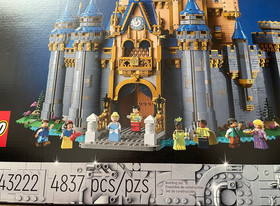 LEGO Disney: The Disney Castle (43222) NEW in sealed box 4837 pieces  age 18+