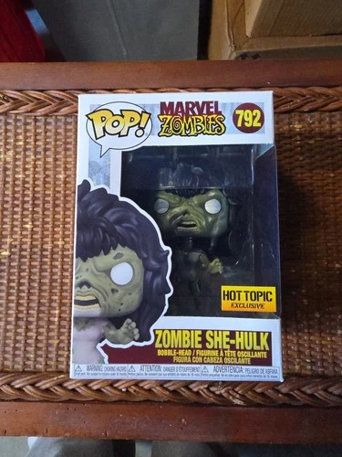 Funko Pop! Vinyl: Marvel - Zombie She-Hulk - Hot Topic (Exclusive) #792 NIB (K)