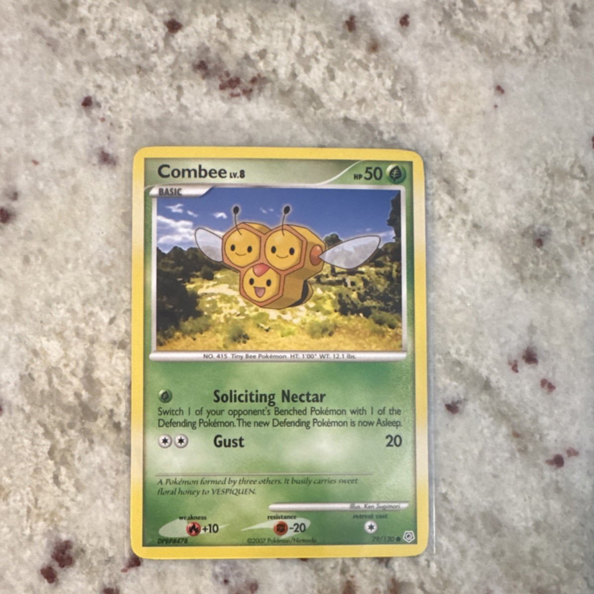 pokemon combee card Pokemon Card - D&P: Majestic Dawn 59/100 - COMBEE (uncommon): BBToyStore.com