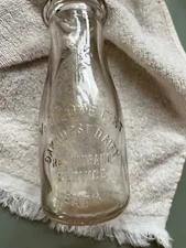 Rare Oakhurst Dairy Bath ME 5/8 pint Restaurant Milk Bottle