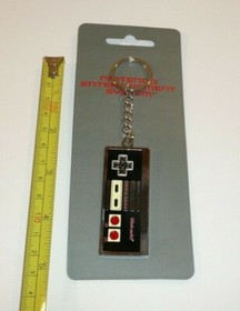 Classic Nintendo Controller Key Chain Keychain NES Original Bioworld Metal Shiny