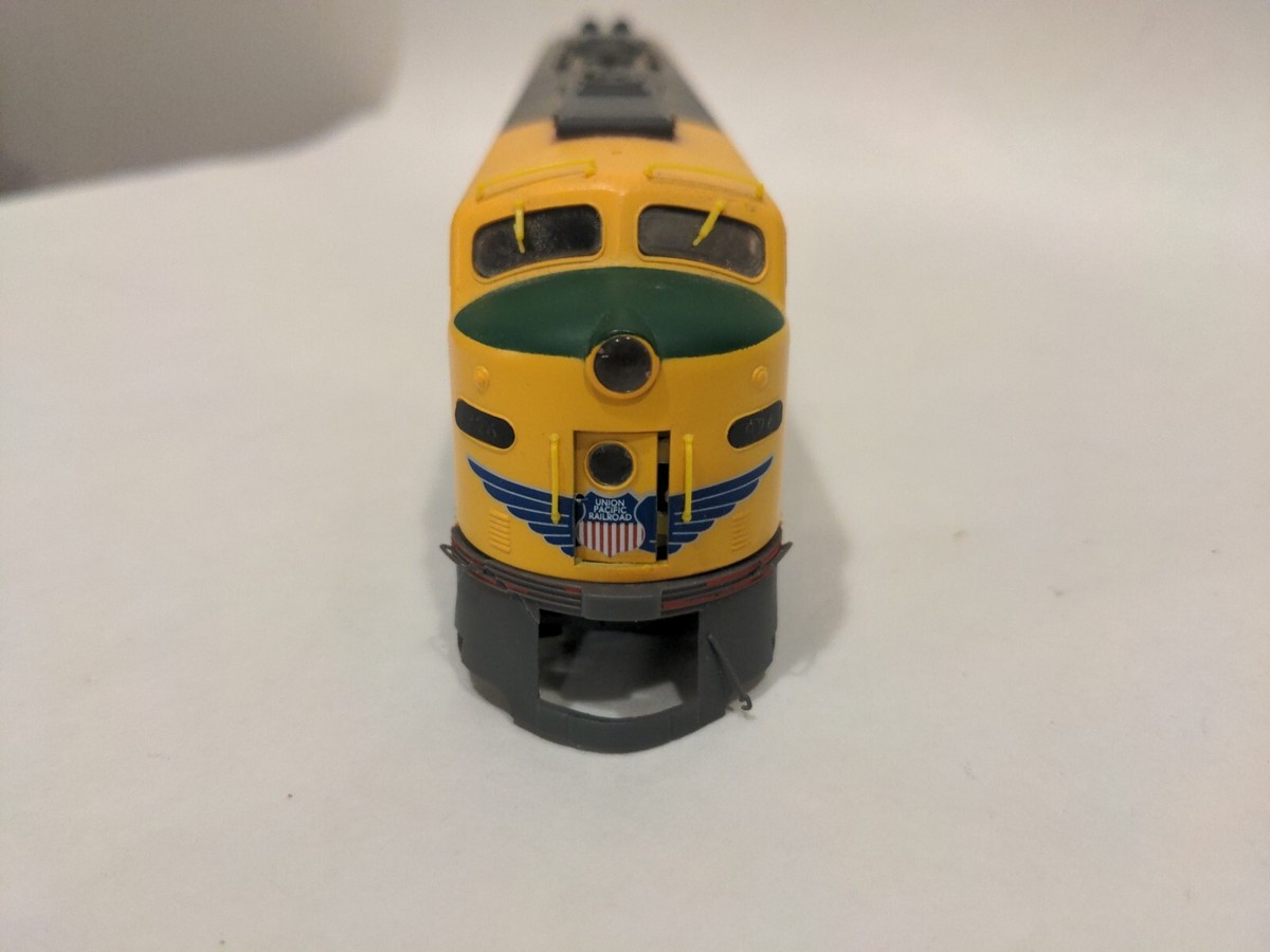 HO Proto 2000 Union Pacific E8/9 UP 926 | eBay