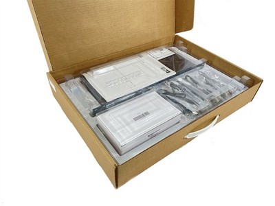 NEW Open Box Shure UA844+SWB 470MHz-952MHz Antenna Power Distribution System
