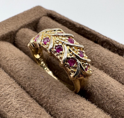 Vintage Sterling Silver Ruby Feather Gold Vermeil Ring   Size 8   ADI   Thailand