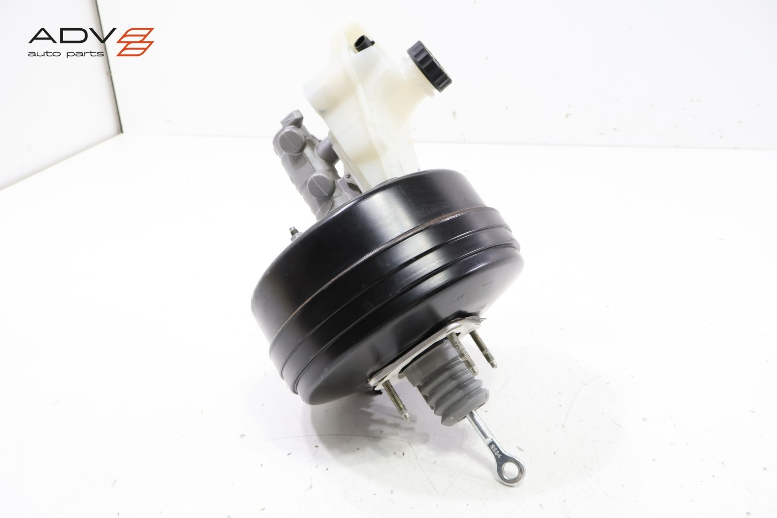 2014 - 2020 MASERATI GHIBLI BRAKE MASTER CYLINDER & BOOSTER & RESERVOIR OEM