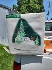 Vintage Dept 56 Village Animated Ice & Snow Skating Pond Christmas #56.56867 NEW