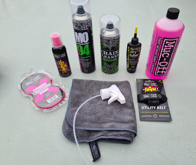 Muc-Off Reiniger & Artikel im Beutel 8 Artikel Bitte Angebot lesen, was enthalten ist