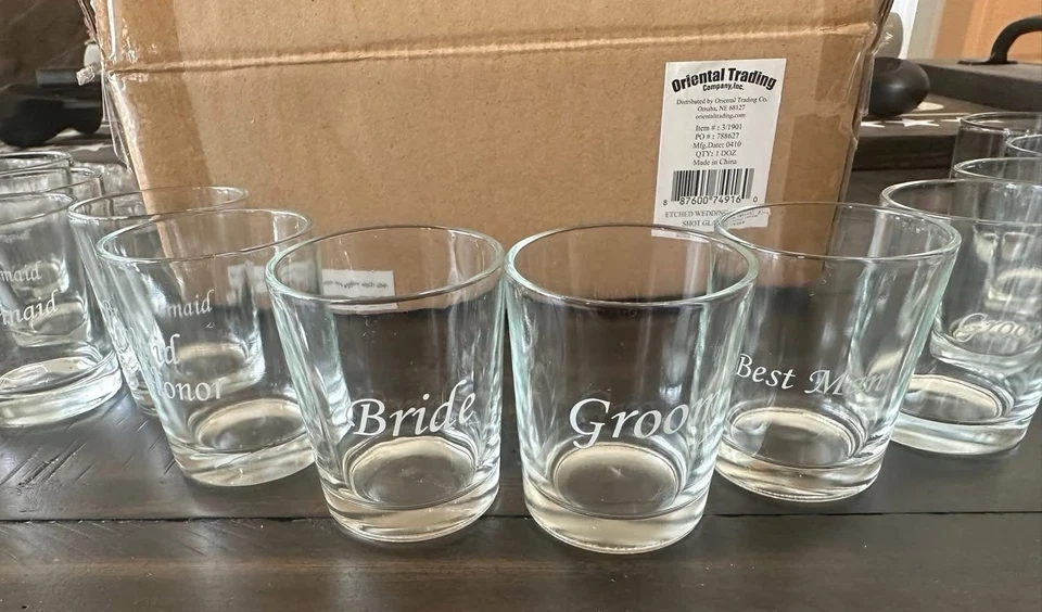 12 Gafas Personalizadas Boda Fiesta Shot Glass Novia Novio Doncella Honor Padrino Hombre Foto 2 de 3