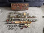 VINTAGE 4710 MARX TIN LITHO MEDIEVAL CASTLE FORT PLAYSET OB