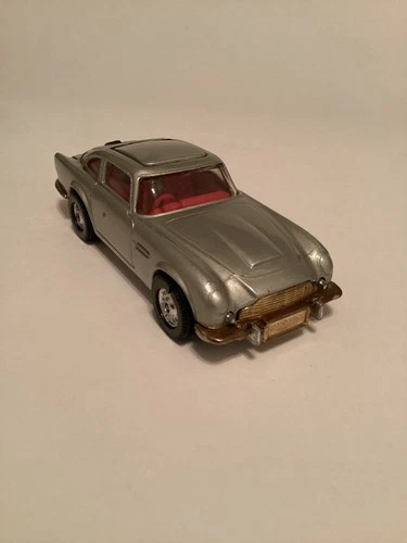 corgi toys james bond aston martin db5 #270 in great original condition,, read
