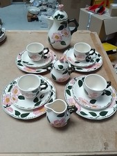 Villeroy Boch Wildrose Kaffeegeschirr für 4 Personen Sehr Gut Erhalten