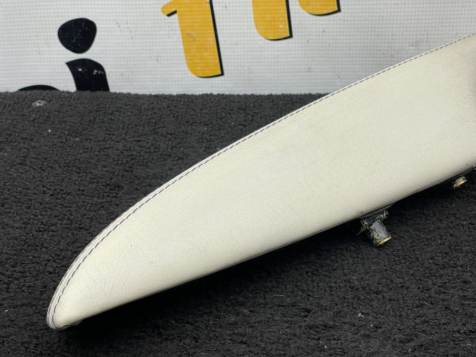 2014 Maserati GranTurismo Passenger Right RH Door Arm Rest Panel Leather OEM