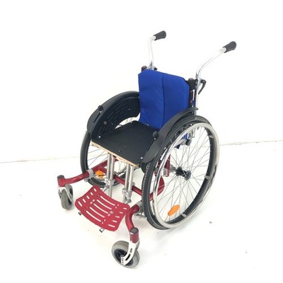 Rollstuhl Leichtlaufrollstuhl OTTO BOCK  Bravo  SB 33cm 125kg(M9740)