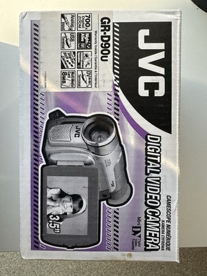 JVC GR-D90U 700x Digital Zoom MiniDV Camera