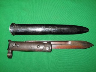 ITALIAN M1938 FOLDING KNIFE BAYONET