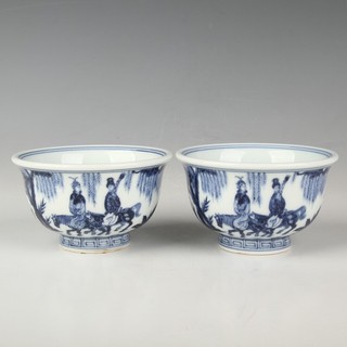 Pair of Chinese Antique Blue and White Porcelain Cups with Figure Pattern