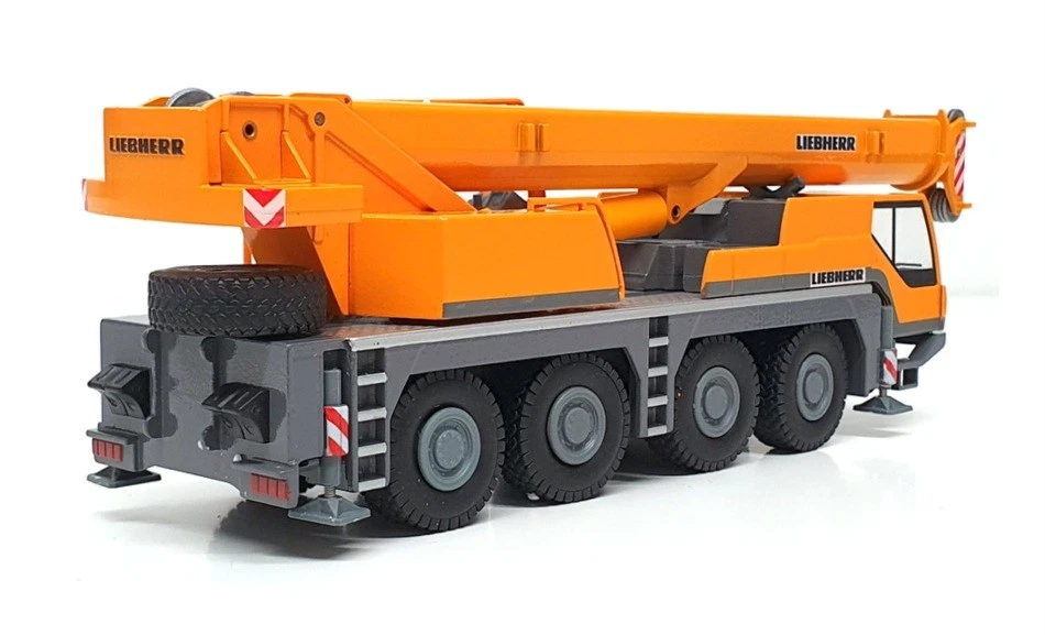 Conrad 1/50 Scale Diecast 2094/0 - Liebherr LTM 1060/2 Mobile Crane - Image 2 of 4