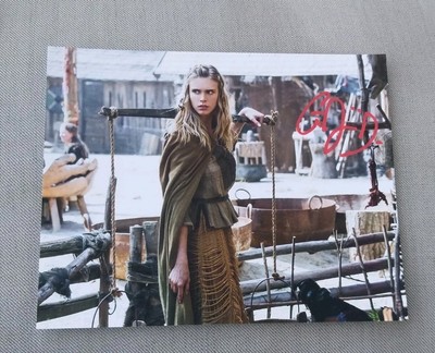 Gaia White, original signed photo in 20x25 cm Hercules/Vikings (NST) * + COA