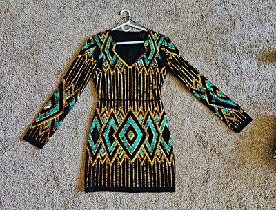 Endless Rose Bodycon V-Neck Long Sleeve Sequin Geometric Dress L Short