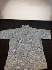 Vintage Go Barefoot Hawaiian Aloha Shirt Grey Floral Made In USA Size Medium