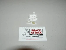 DIXIE NARCO 276E, 501T, 501E & 600E SODA VENDING MACHINE DOOR SWITCH -Free Ship!