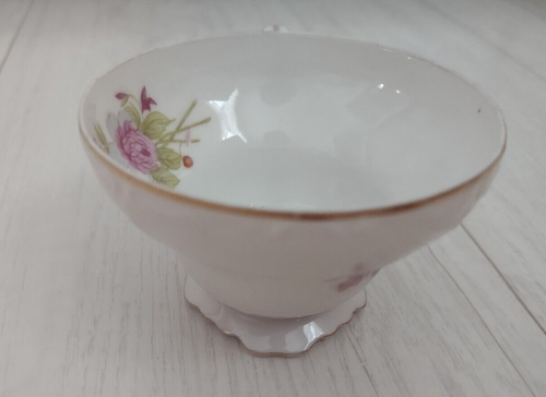 Vintage Thames Tea Cup & Saucer Pink Rose Flowers and Gold #425-E Made in Japan - Picture 5 of 8