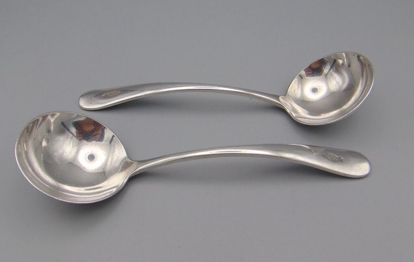 2 x VINTAGE ELKINGTON A1 SILVER PLATE SAUCE SERVING SPOONS / LADLES - NIGERIA