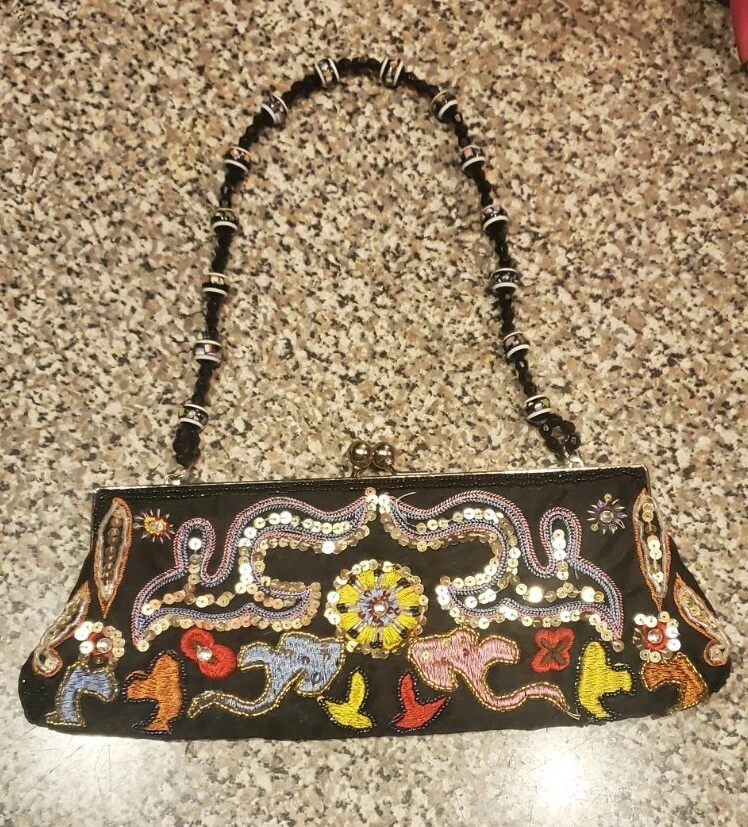 ARTISTIC #PRINTS #FUNKY #BAGS #MASABA #NEWCOLLECTION #PPUS #SHOPNOW | Bags,  Beautiful handbags, Fashion accessories