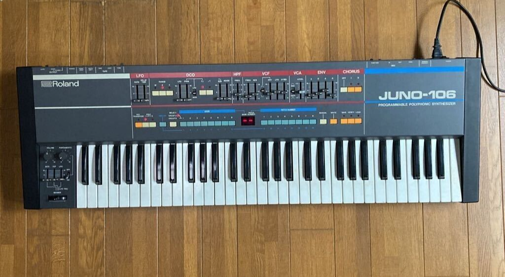 Roland JUNO-106 61-Keys 6 Voice Programmable Polyphonic