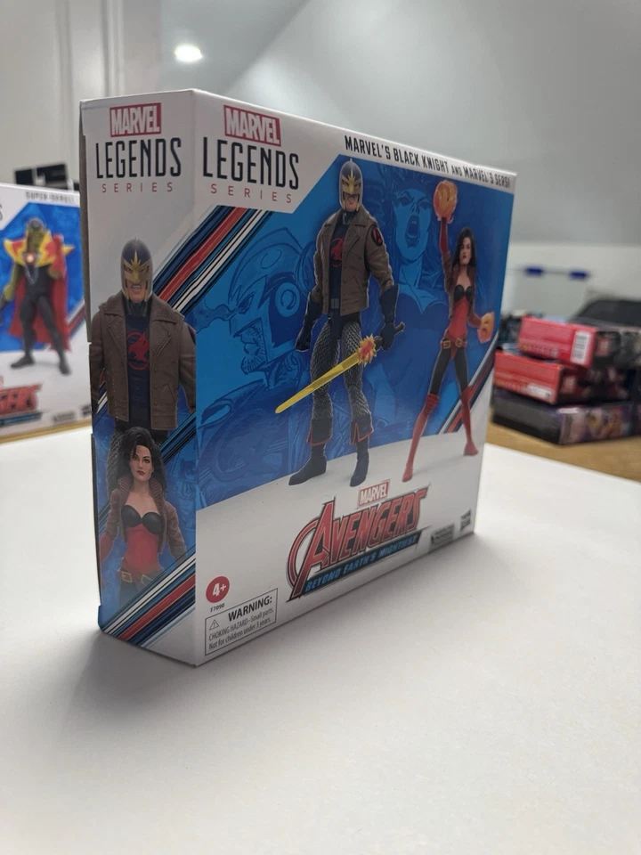 Figura Marvel Legends 60 Aniversario 6" Paquete de 2 Exclusivo Caballero Negro y Sersi Foto 3 de 4