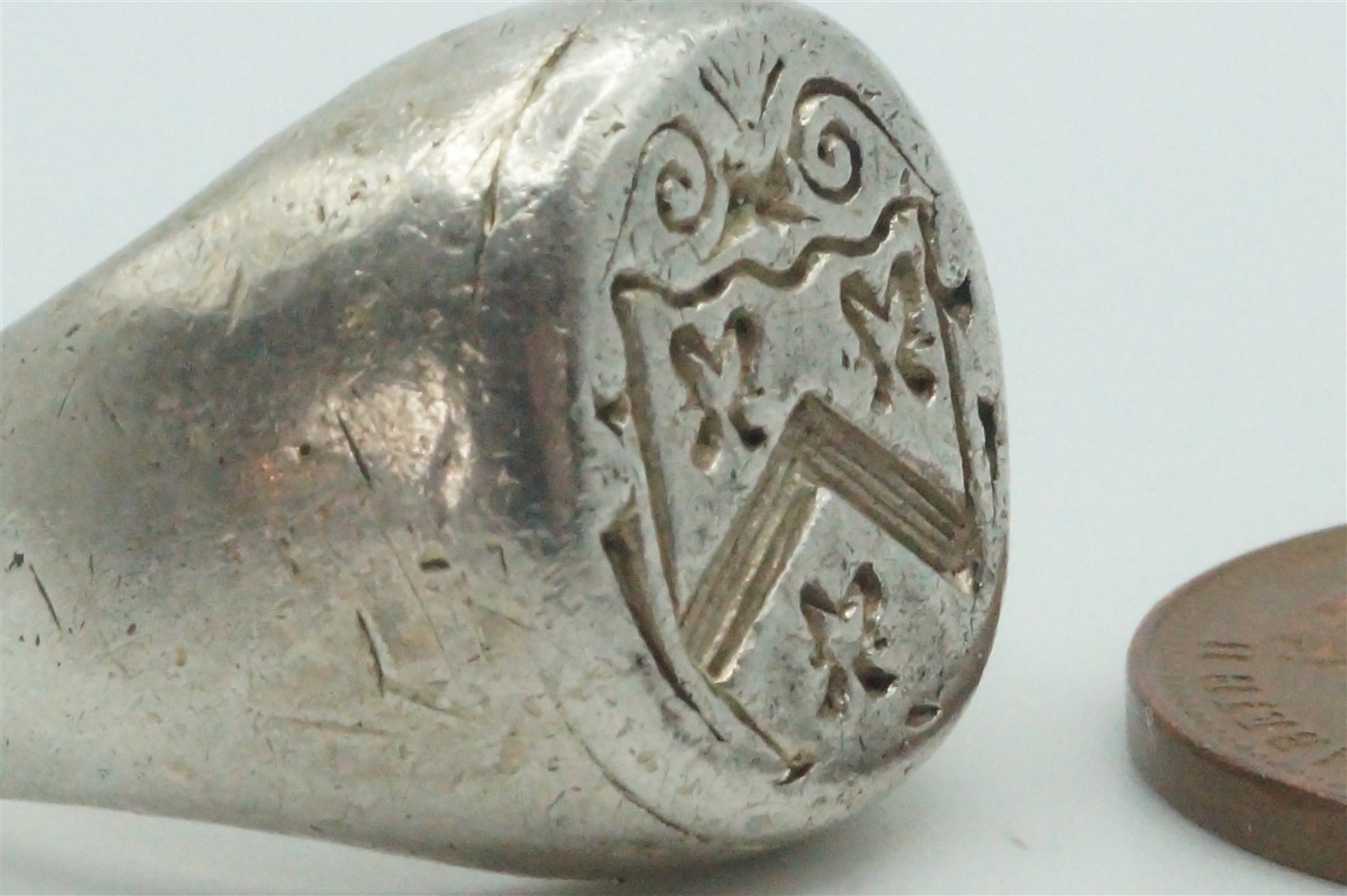 HEAVY ANTIQUE SOLID STERLING SILVER CREST SEAL SI… - image 7