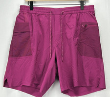 Lululemon Lab Men's Water Repellent 8" Hiking Shorts M Magenta Purple