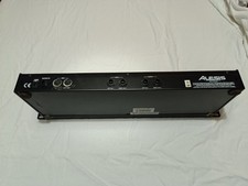 Alesis VP Processore Effetti Chitarra Vintage | MIDI Footswitch