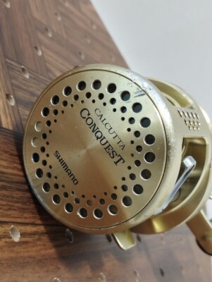Shimano 01 Calcutta Conquest 101 Left Bait Casting Reel for