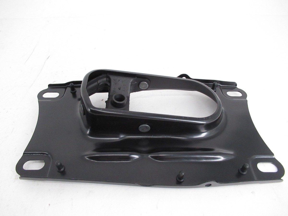 Genuine OEM Nissan 34560-30P00 Z32 Manual Shifter Support Bracket