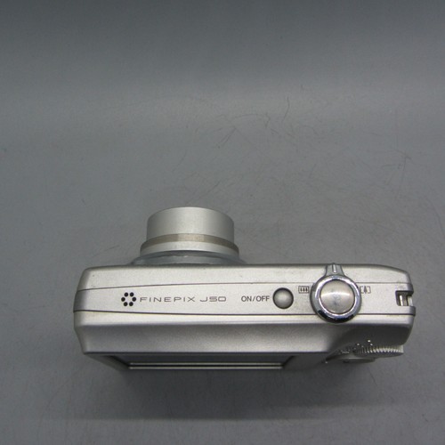 Fujifilm Digital Camera FinePix J50 8.2MP Silver Tested - Picture 4 of 8