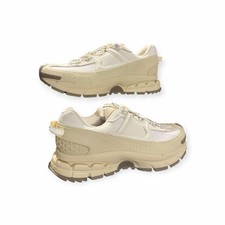 Nike Zoom Vomero Roam Cream Sneakers - 10M