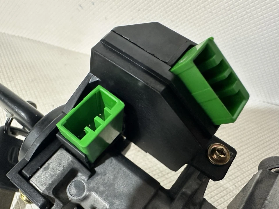 2002-2005 Honda CRV  Ignition Lock Switch With Key Automatic Transmission OEM - Image 4 of 4