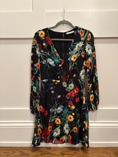 $98 Preowned Alice+Olivia women’s long sleeve floral mini dress $550