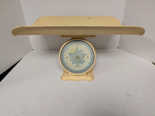 Vintage Columbia Family scale from early 1900 - Vintage baby scale - Decorative