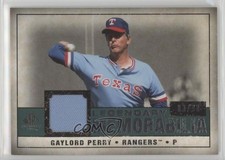 2008 SP Legendary Cuts Memorabilia Green 83/99 Gaylord Perry #LM-GP2 HOF 1o3