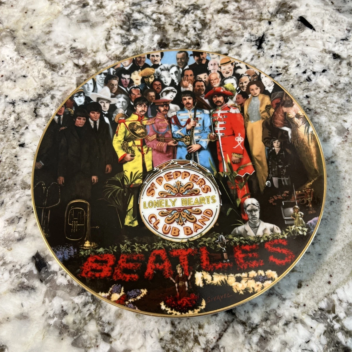 The Beatles Sgt. Peppers プレート 25+ beatles plates for sale | Updated Oct 2026