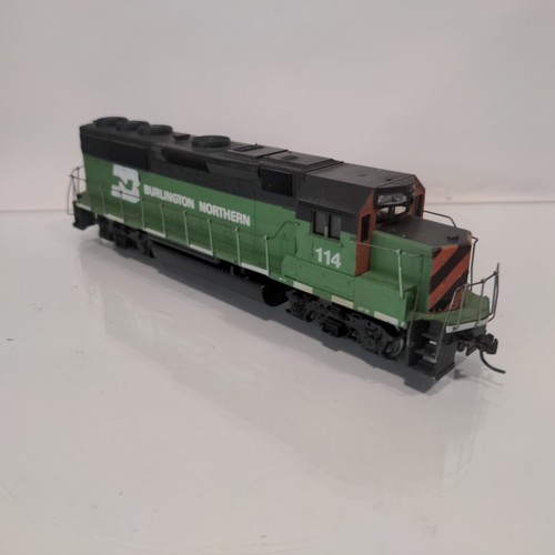 Locomotora diésel Athearn HO Burlington Northern EMD GP50 BN 114 (3114) Kadees | Zustand: Used
