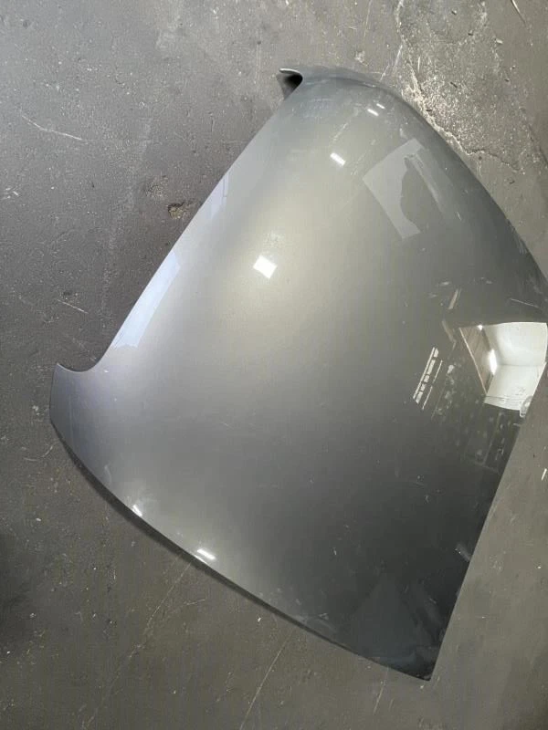 Audi A6 2008 sedán capó OEM+ (Dakar beige metálico) Foto 4 de 4