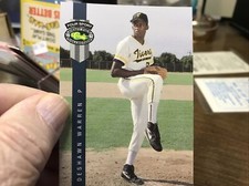 1992 CLASSIC 4 SPORT DRAFT PICK  # 256 DESHAWN WARREN