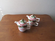 2-(3pc) Harry and David Christmas Single Teapot & Cup Stacking