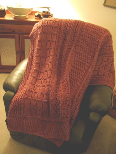 Skerin Aran Knit Afghan Pattern - Picture 2 of 3