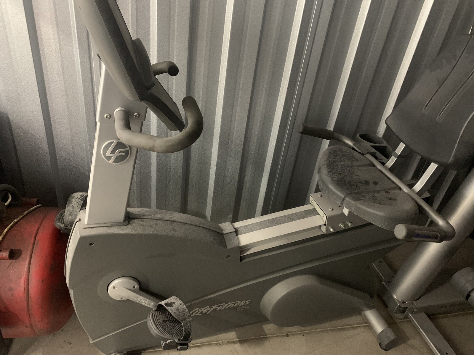 Life Fitness 95Ri Recumbent Exercise Bike Commercial Gym Equipment eBay